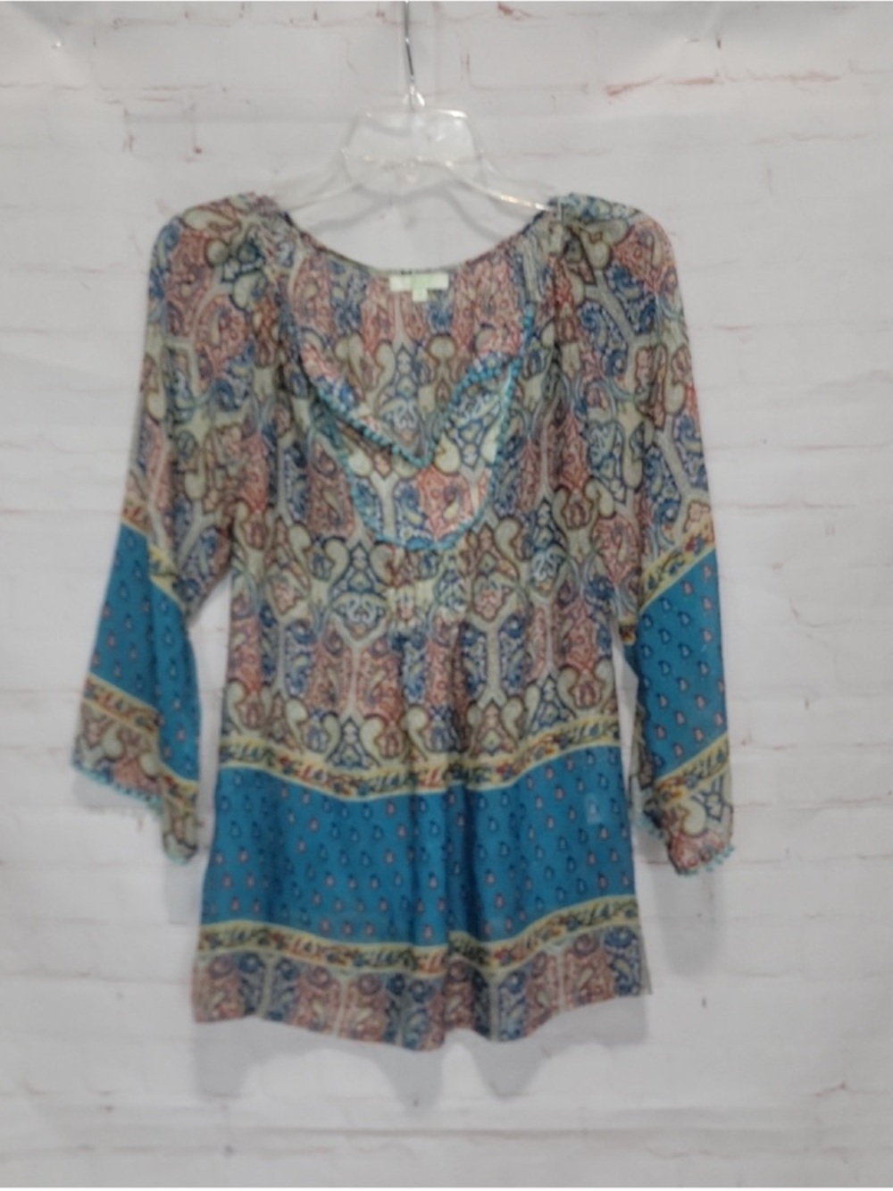 3/$10 Jade Teal and Coral Paisley Tunic Top Size Medium